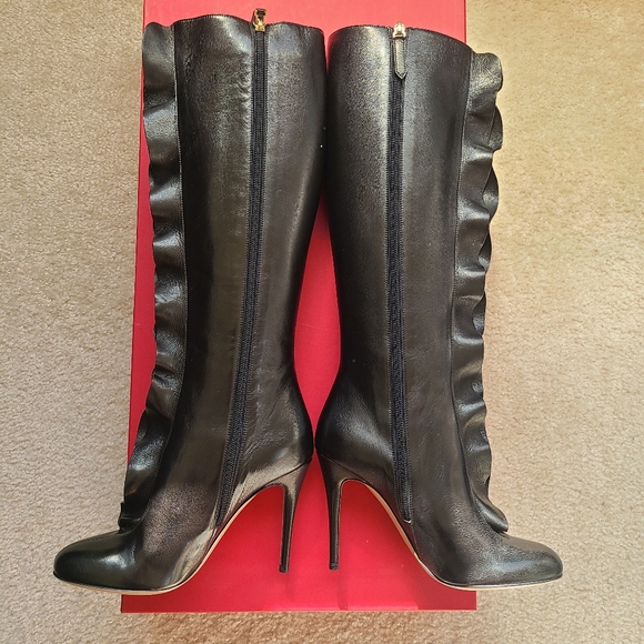 NWT Valentino Garavani Ruffle Knee Boot - Picture 9 of 16